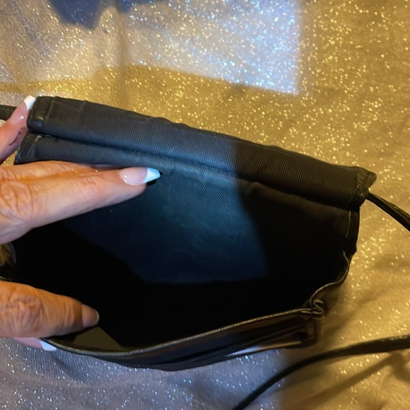 Fossil  VINTAGE black leather crossbody - Picture 13 of 16